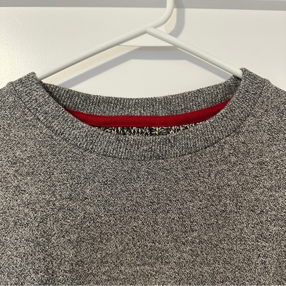 Roots Cabin Grey Knit Pullover Crewneck Sweater Size Small Women’s - Picture 5 of 11